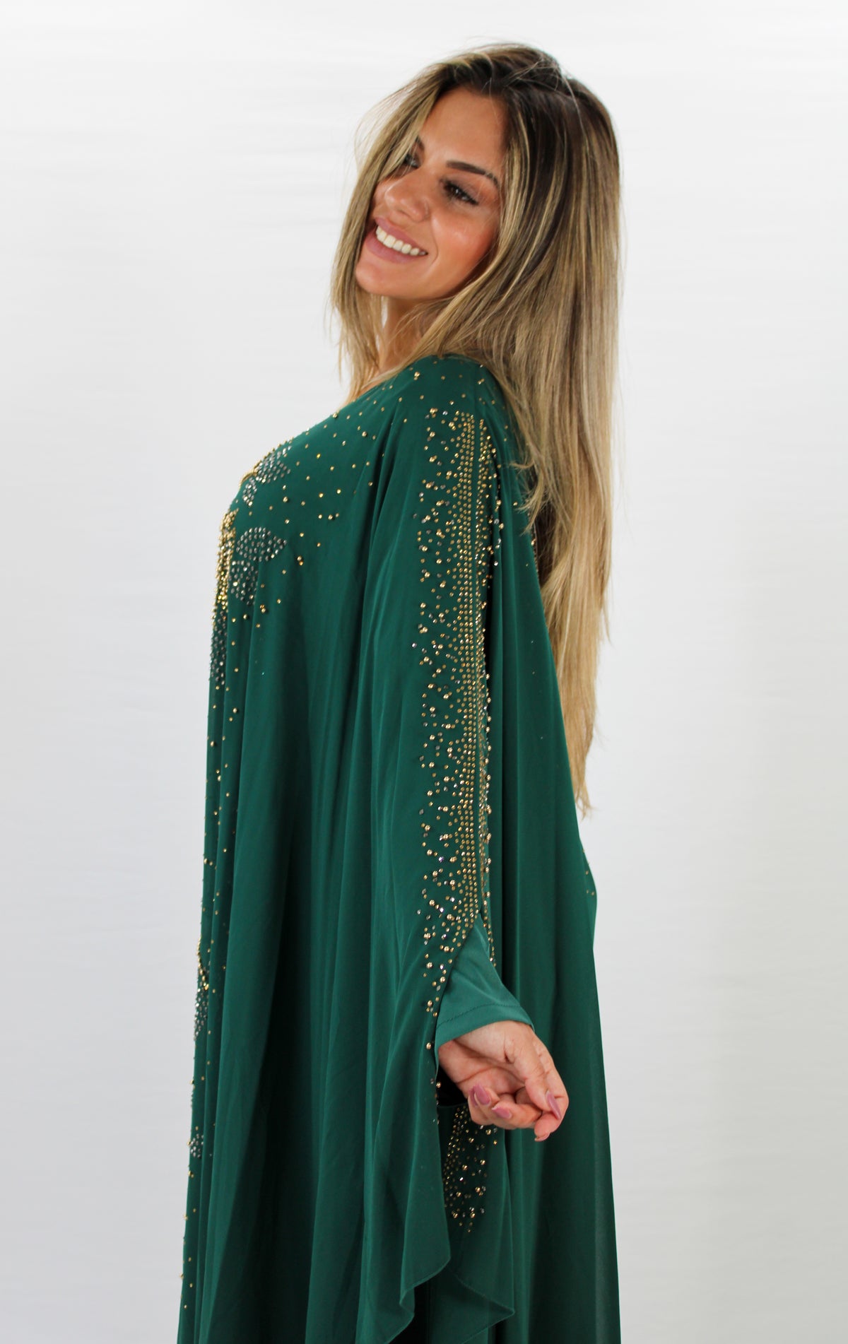 Mayada Abaya