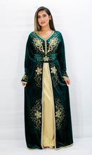 Load image into Gallery viewer, Fairuz Velvet Kaftan
