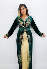 Load image into Gallery viewer, Fairuz Velvet Kaftan
